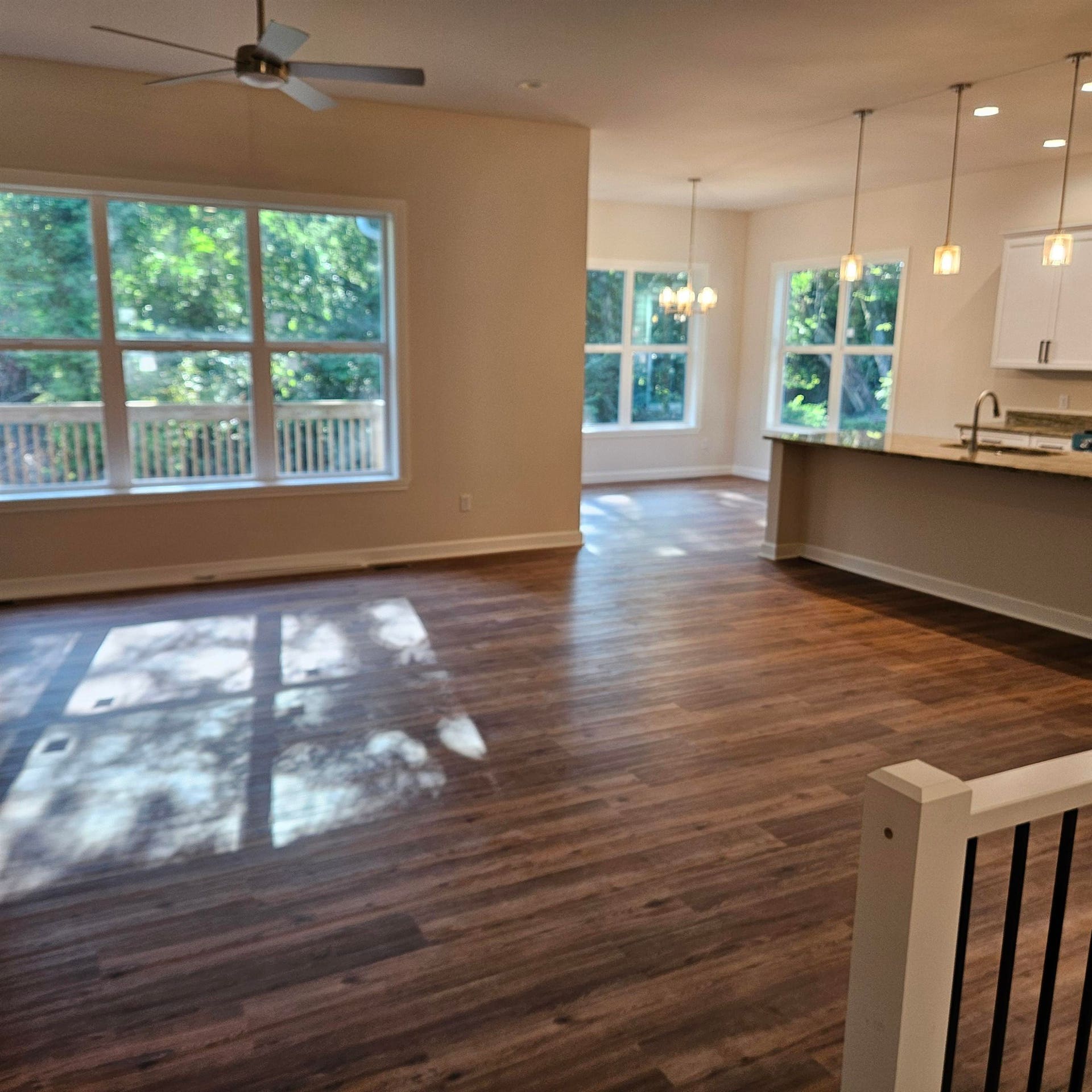 6014 SQUIRREL RUN, Loves Park, IL 61111