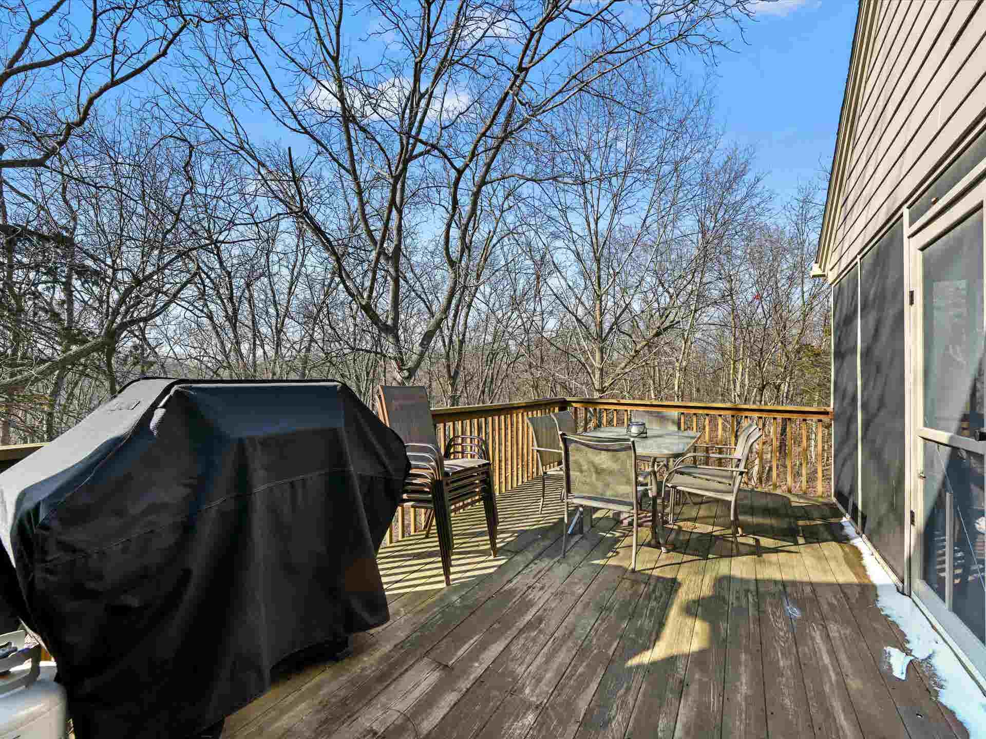 1 High Ridge Run, Galena, IL 61036