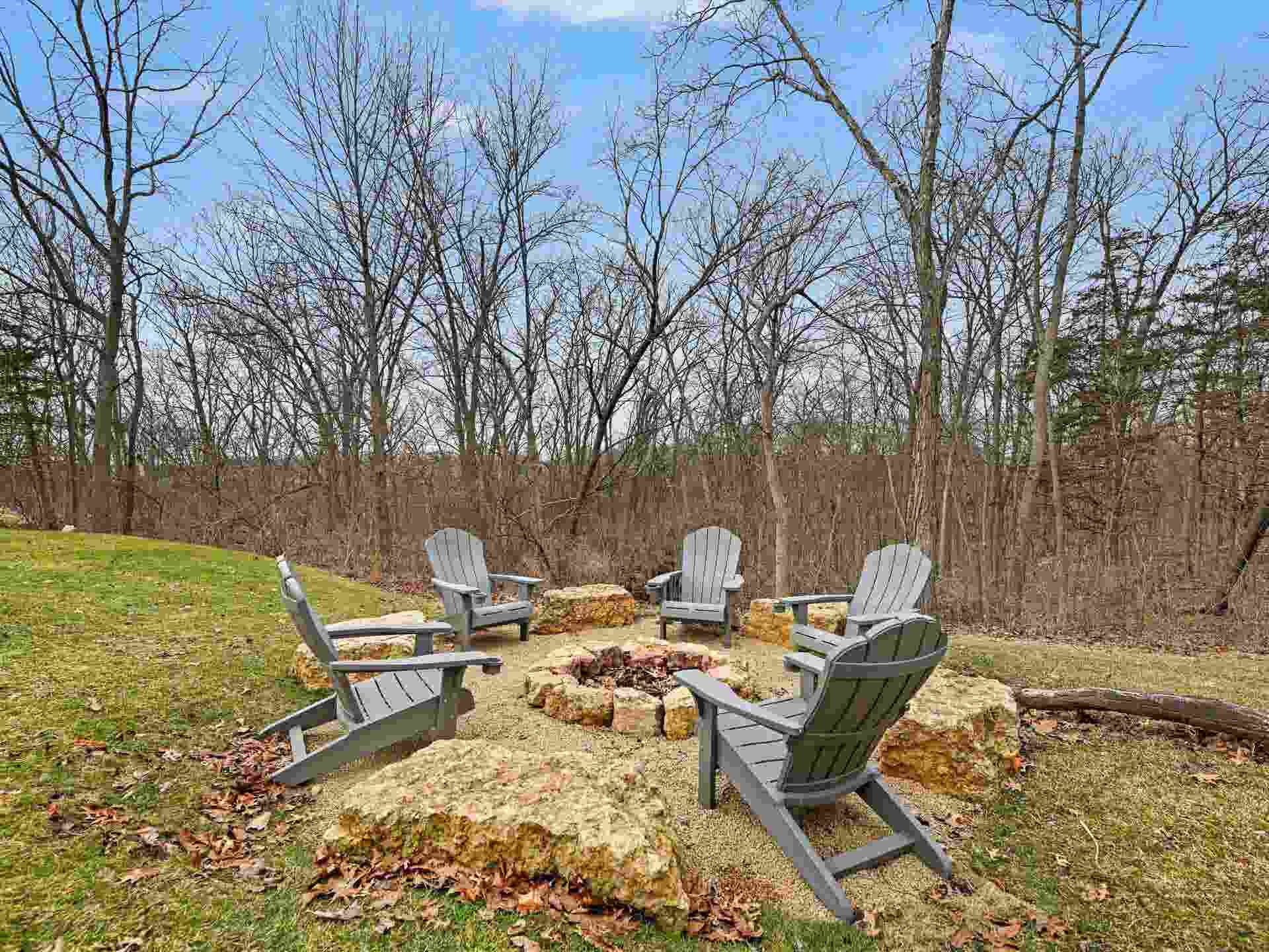 1 High Ridge Run, Galena, IL 61036
