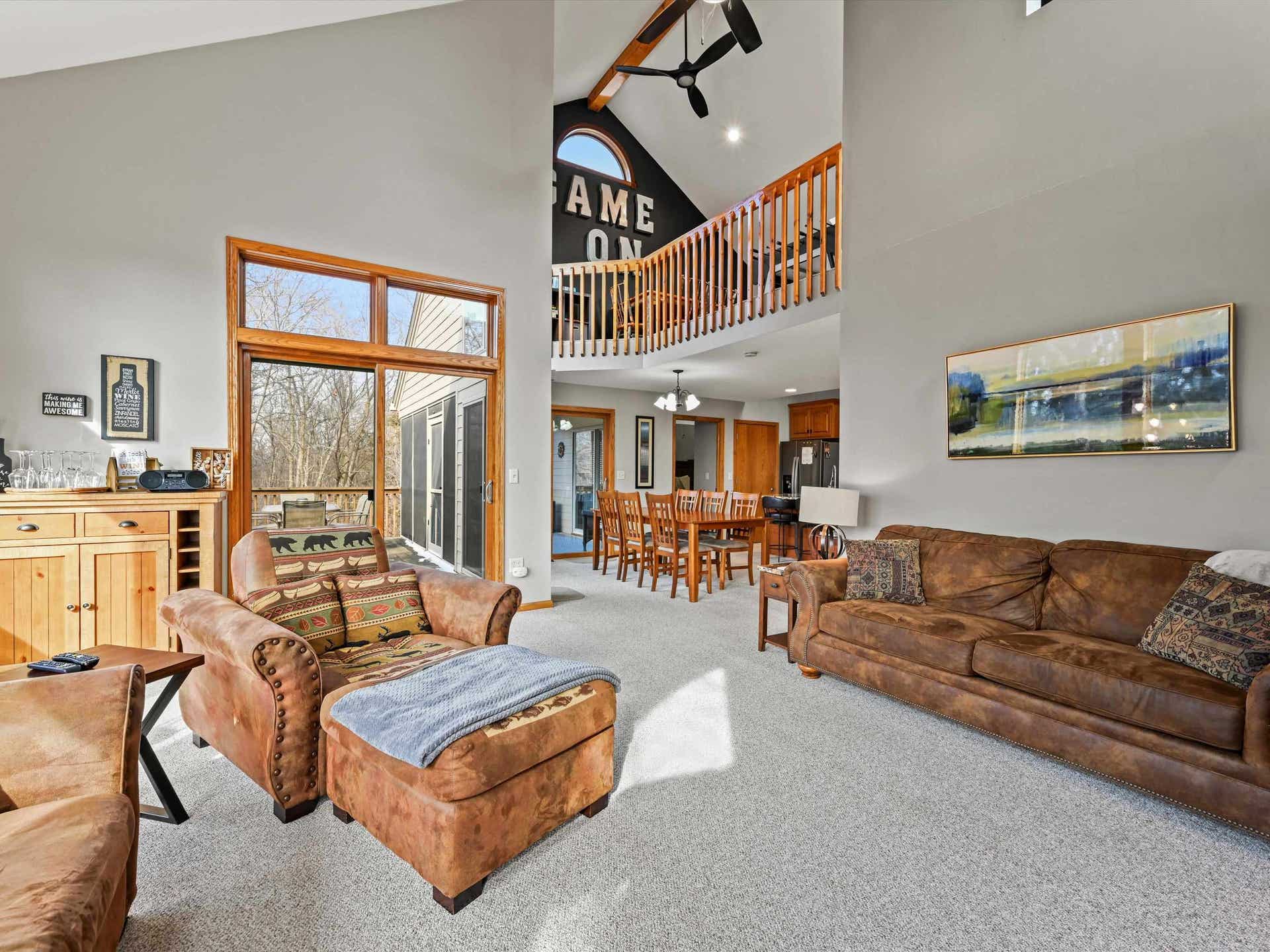 1 High Ridge Run, Galena, IL 61036