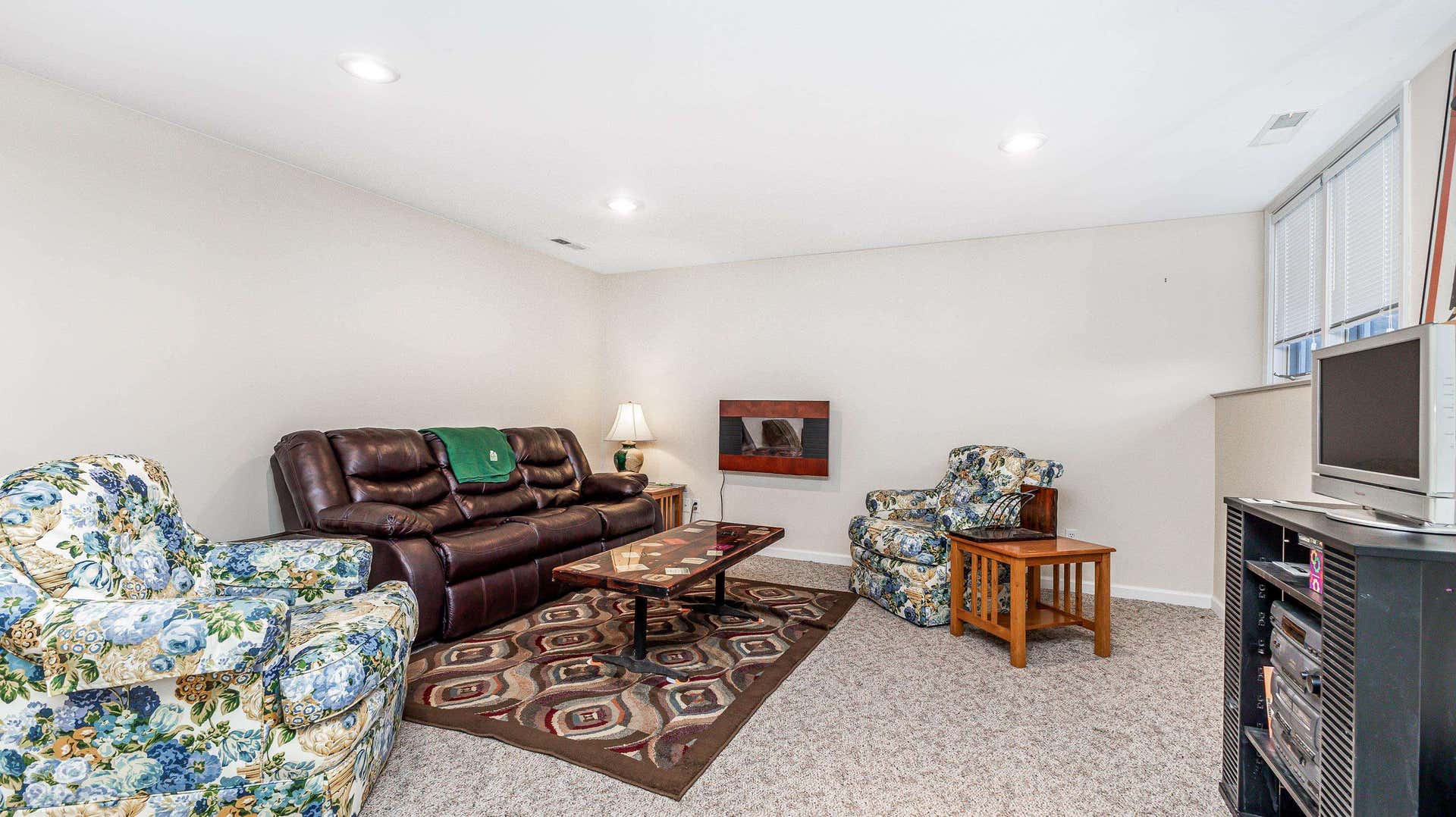 324 Territory Drive, Galena, IL 61036