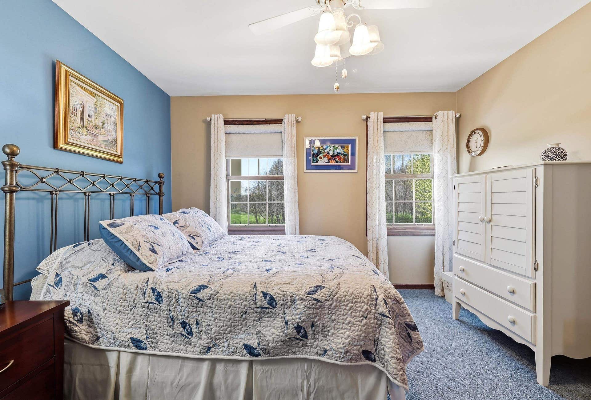 1967 E Cross Road, Galena, IL 61036
