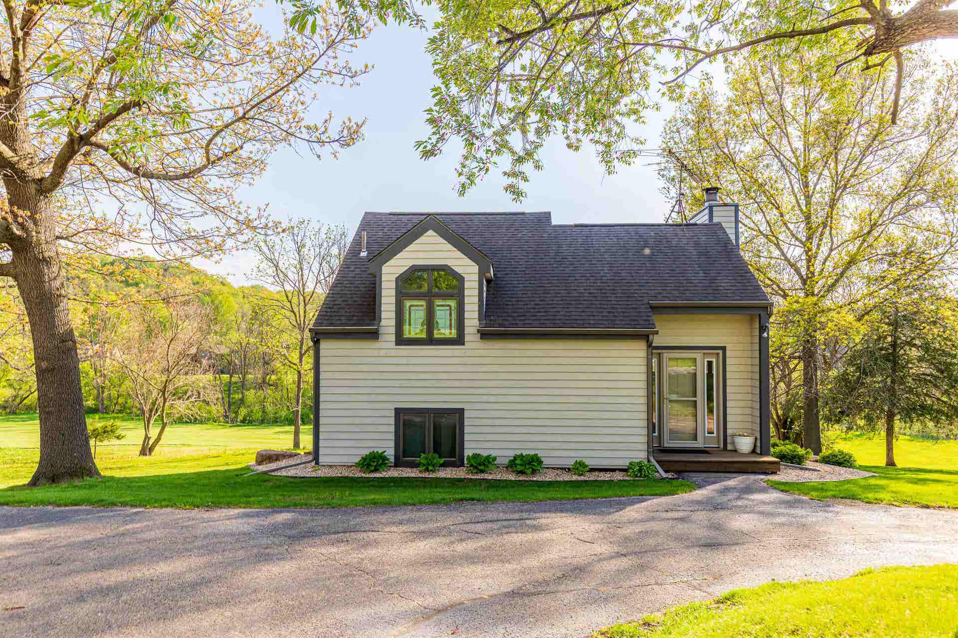 20 Gleneagle Drive, Galena, IL 61036