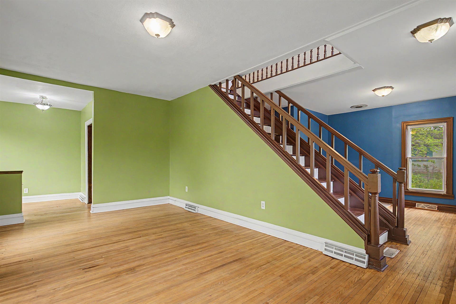 748 Dewey Avenue, Galena, IL 61036