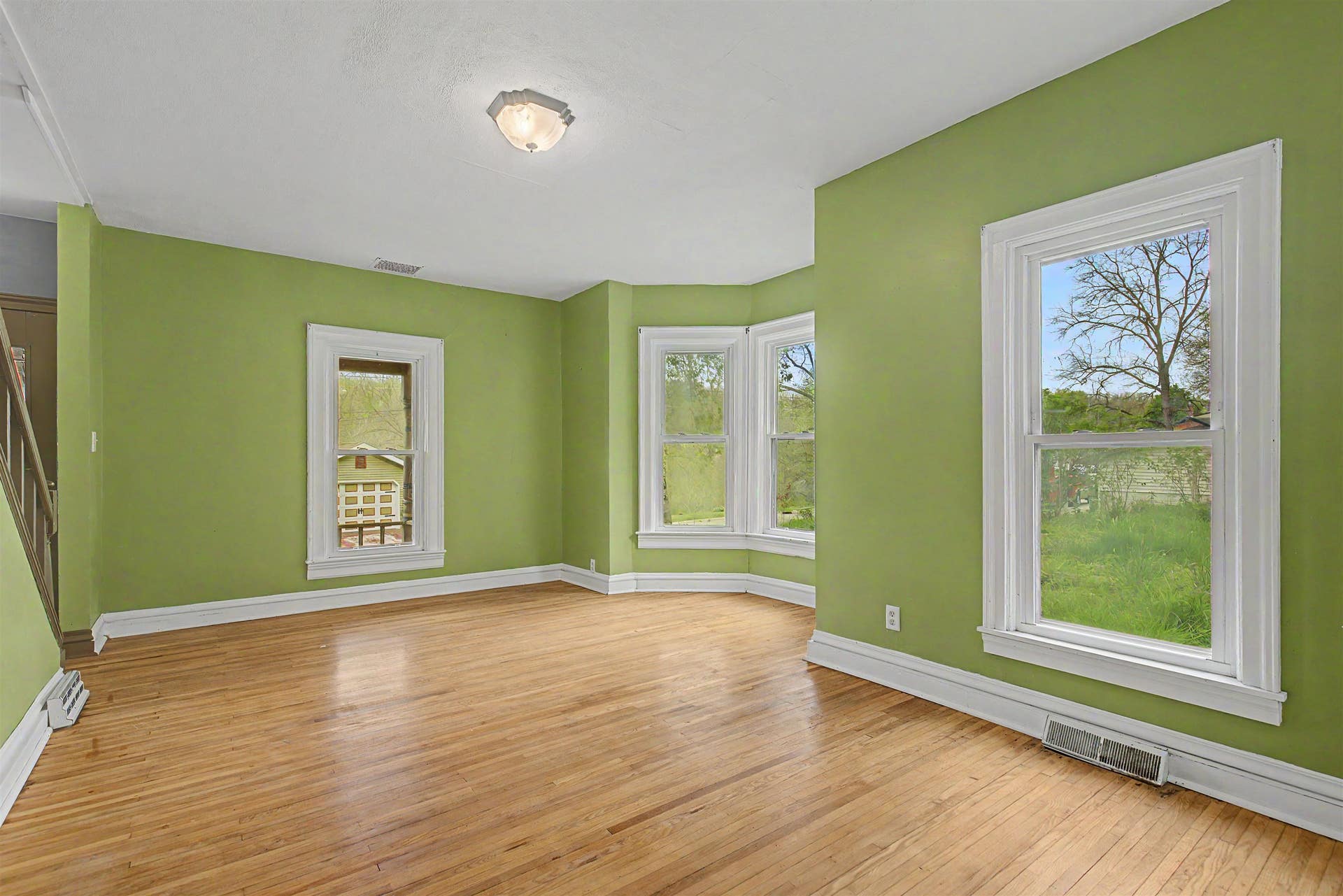 748 Dewey Avenue, Galena, IL 61036