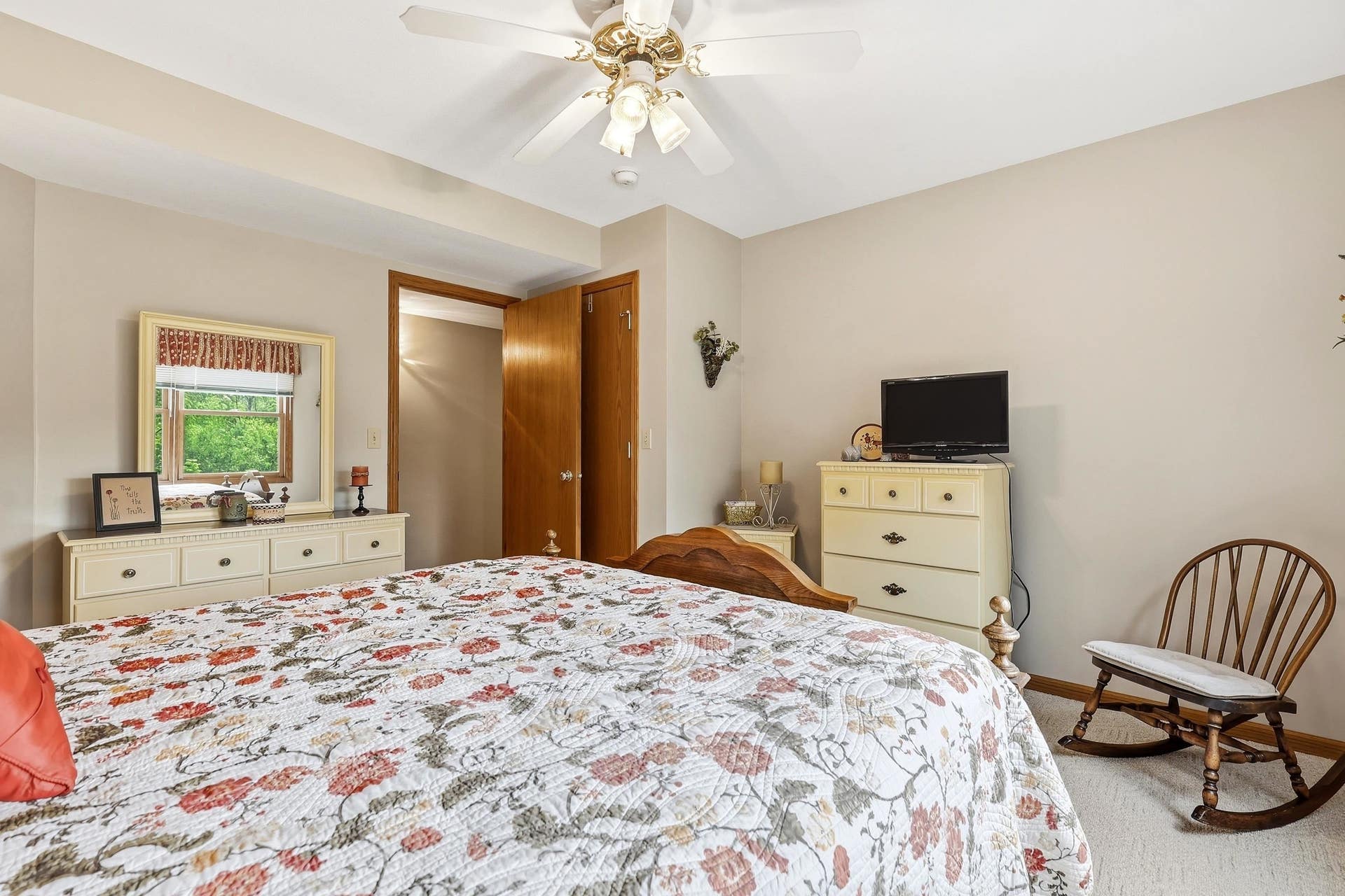 7 Belden School Lane, Galena, IL 61036