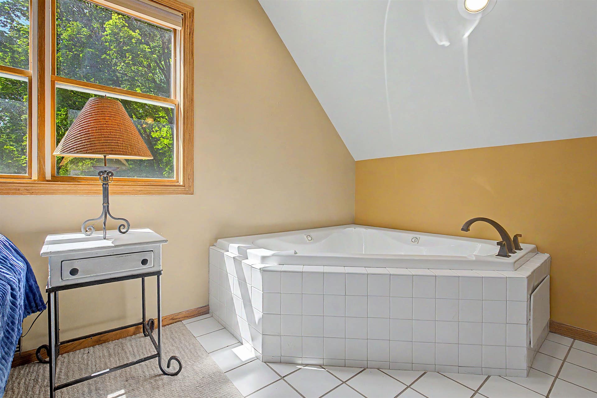 756 Dewey Avenue, Galena, IL 61036