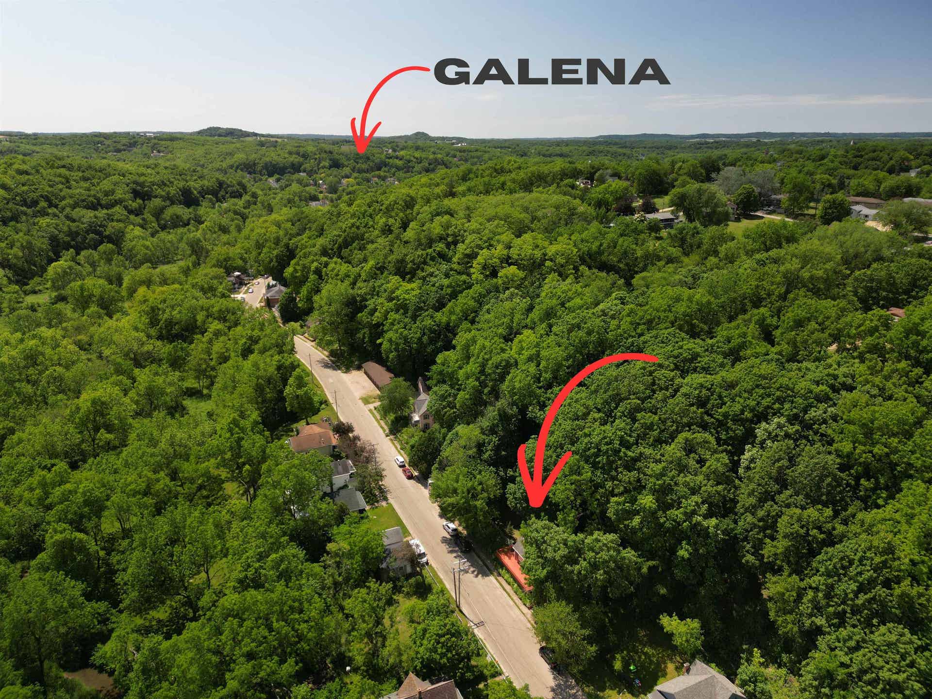 756 Dewey Avenue, Galena, IL 61036