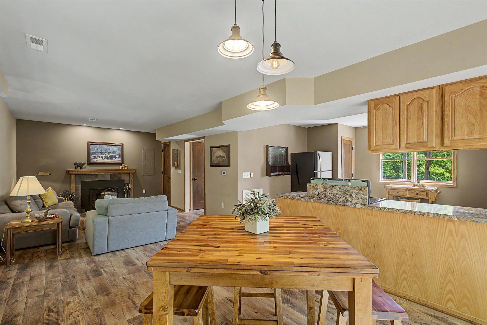 756 Dewey Avenue, Galena, IL 61036