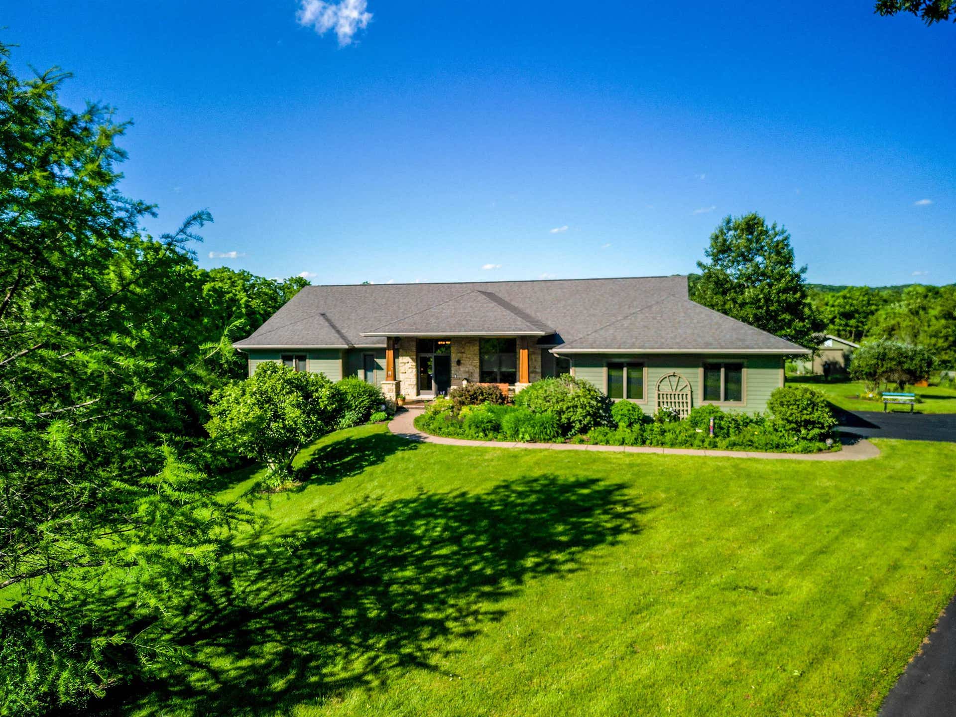 28 Butternut Lane, Galena, IL 61036
