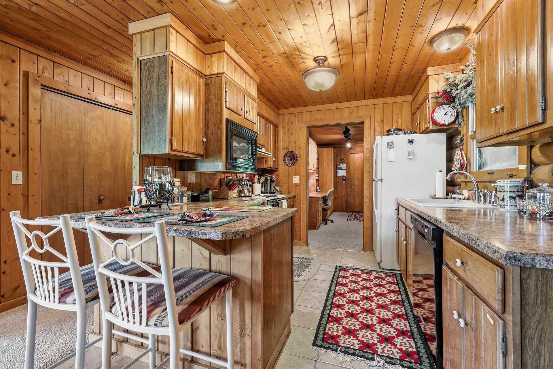 19 Valley Road, Galena, IL 61036
