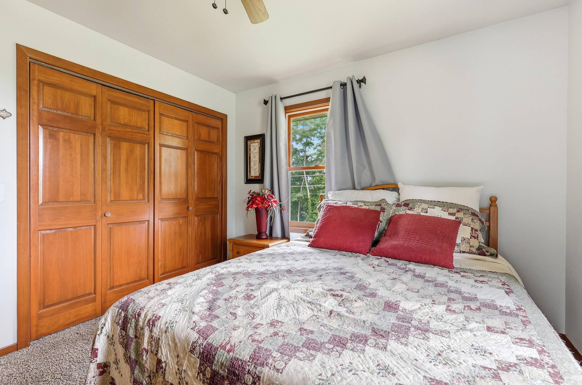 1031 N Dodge Street, Galena, IL 61036