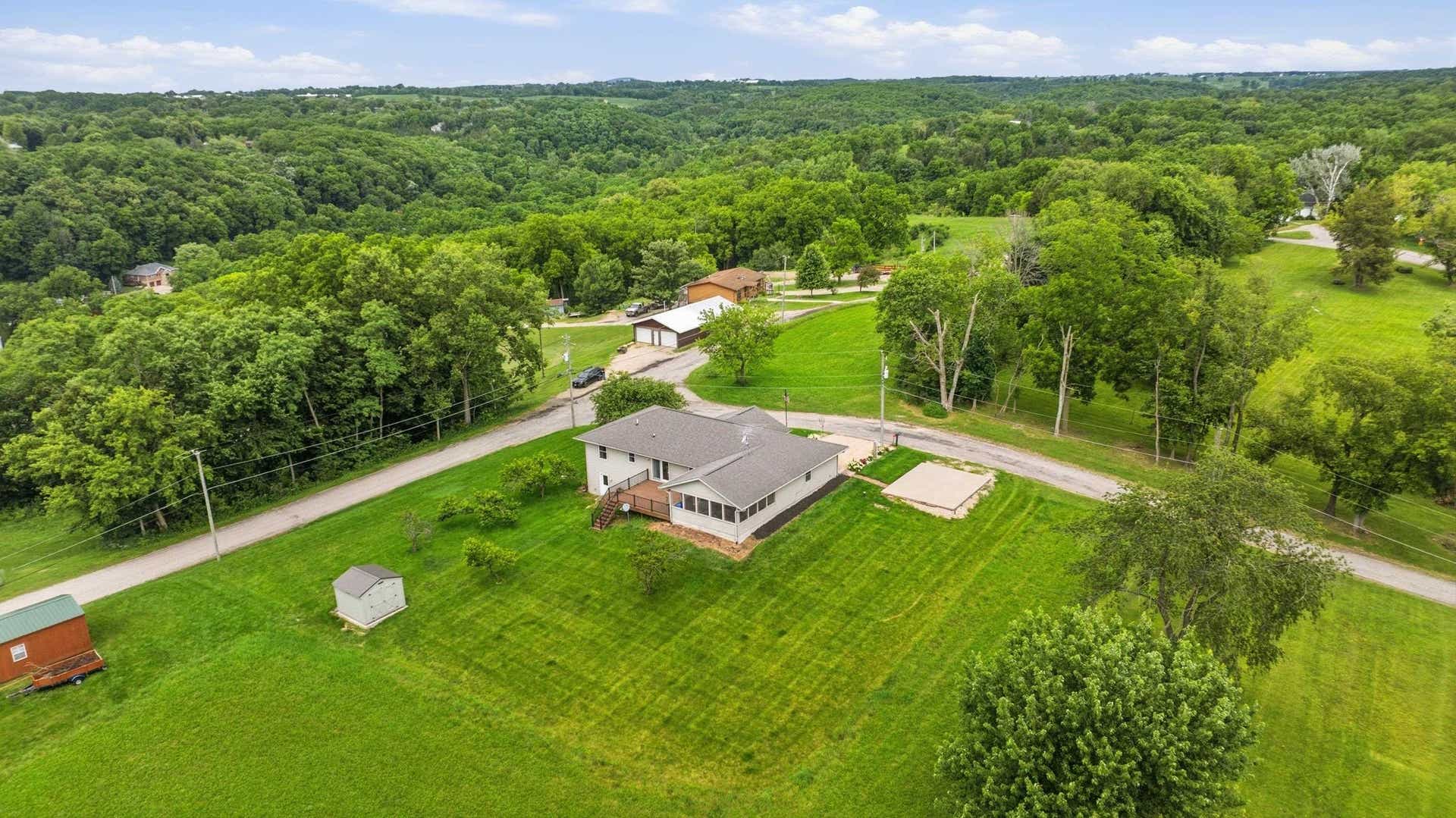1031 N Dodge Street, Galena, IL 61036