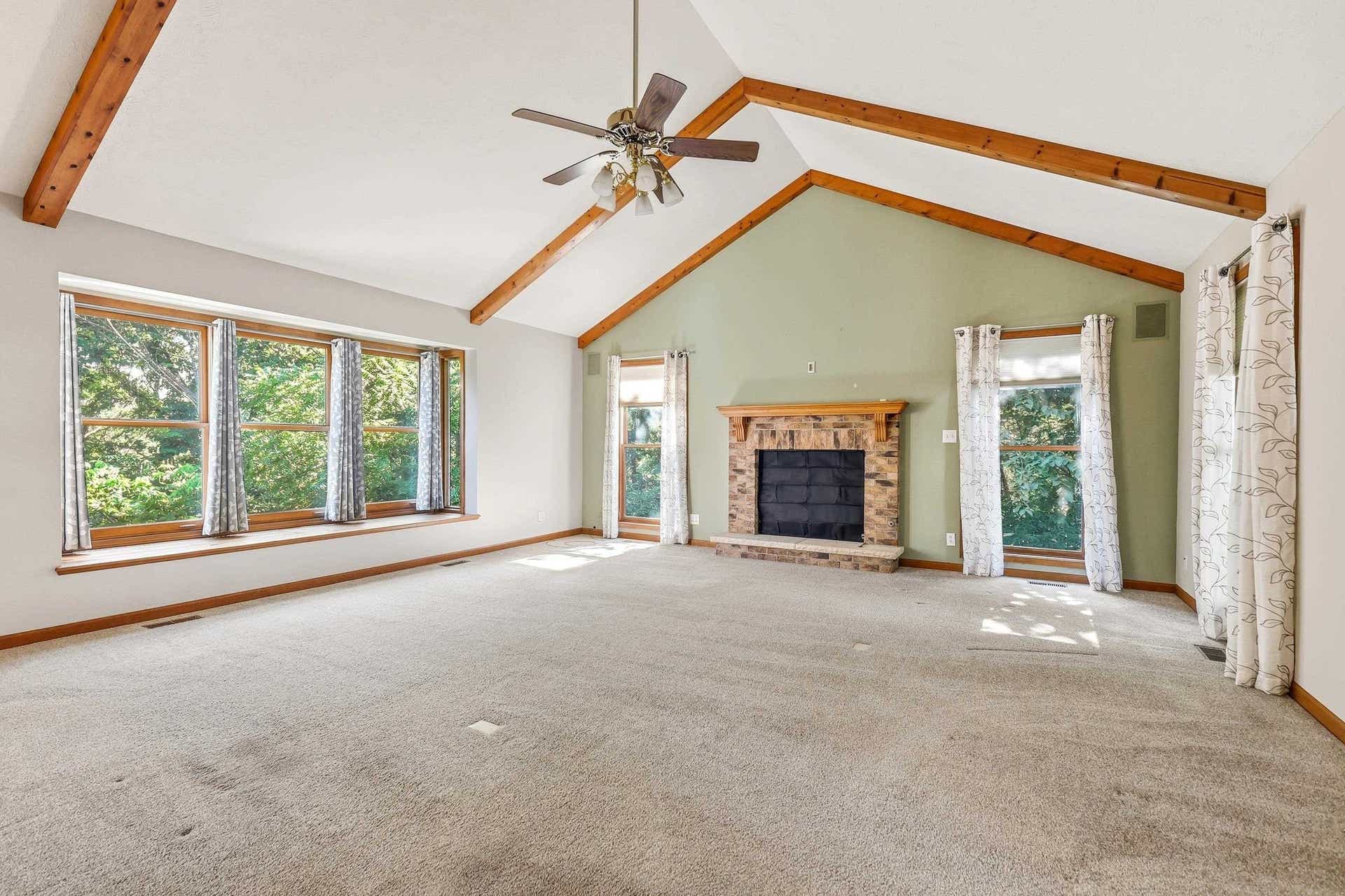 353 W Wachter Road, Galena, IL 61036