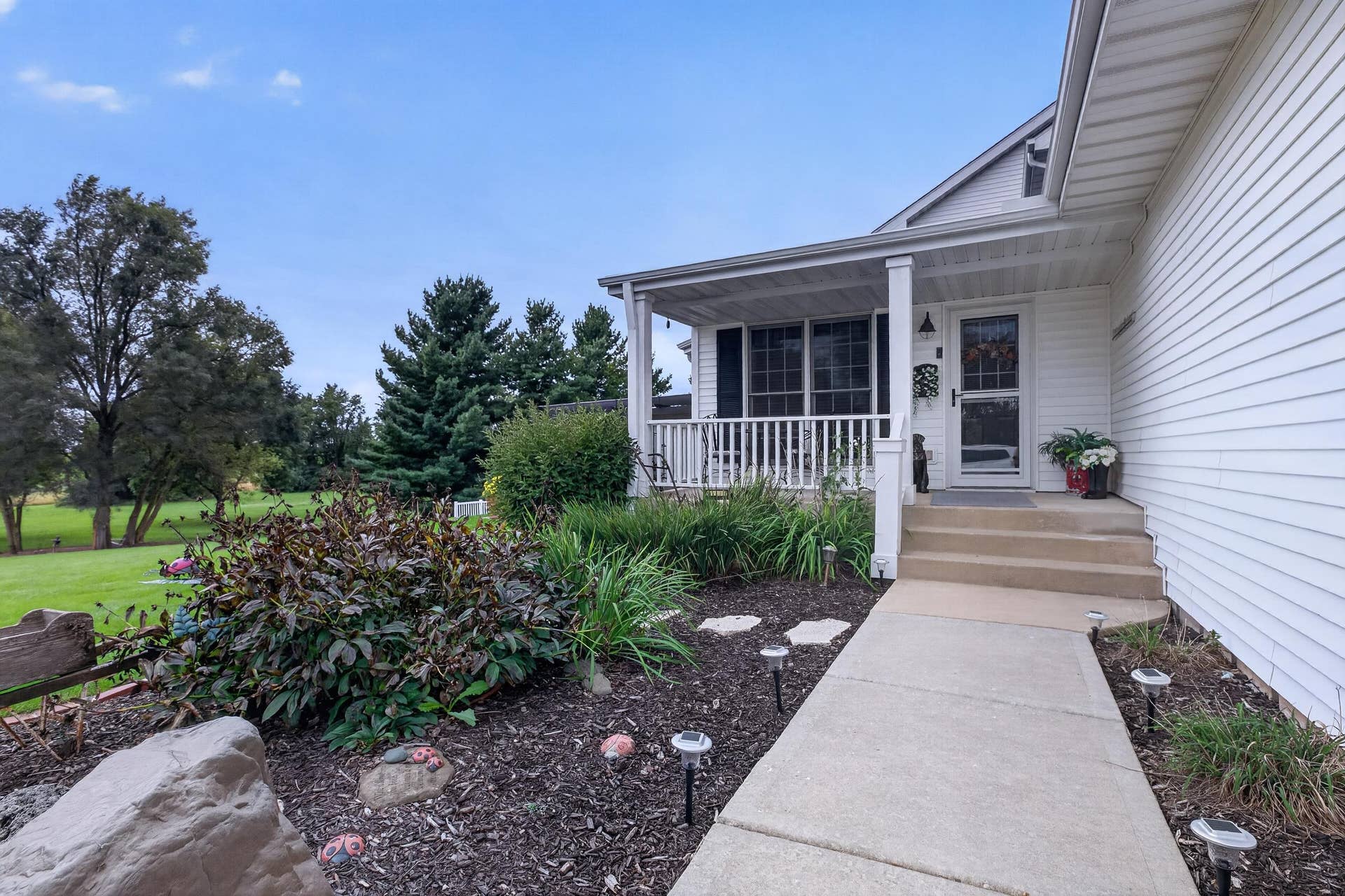 609 Spring Creek Road, Rockford, IL 61114
