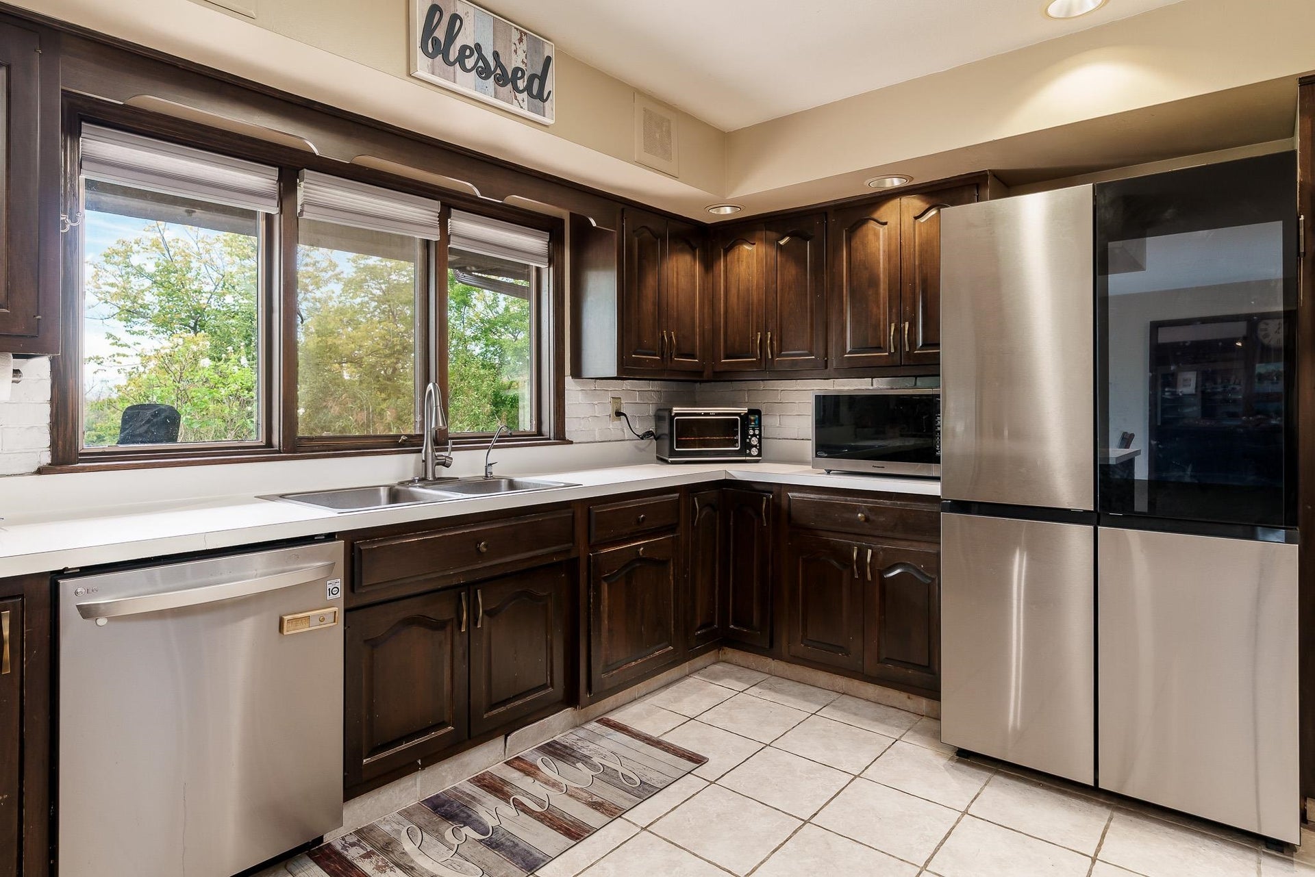 8600 Summerset Drive, Belvidere, IL 61008