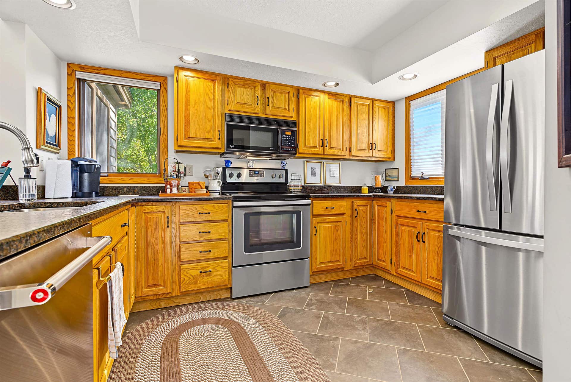 8 Rock Cove Lane, Galena, IL 61036