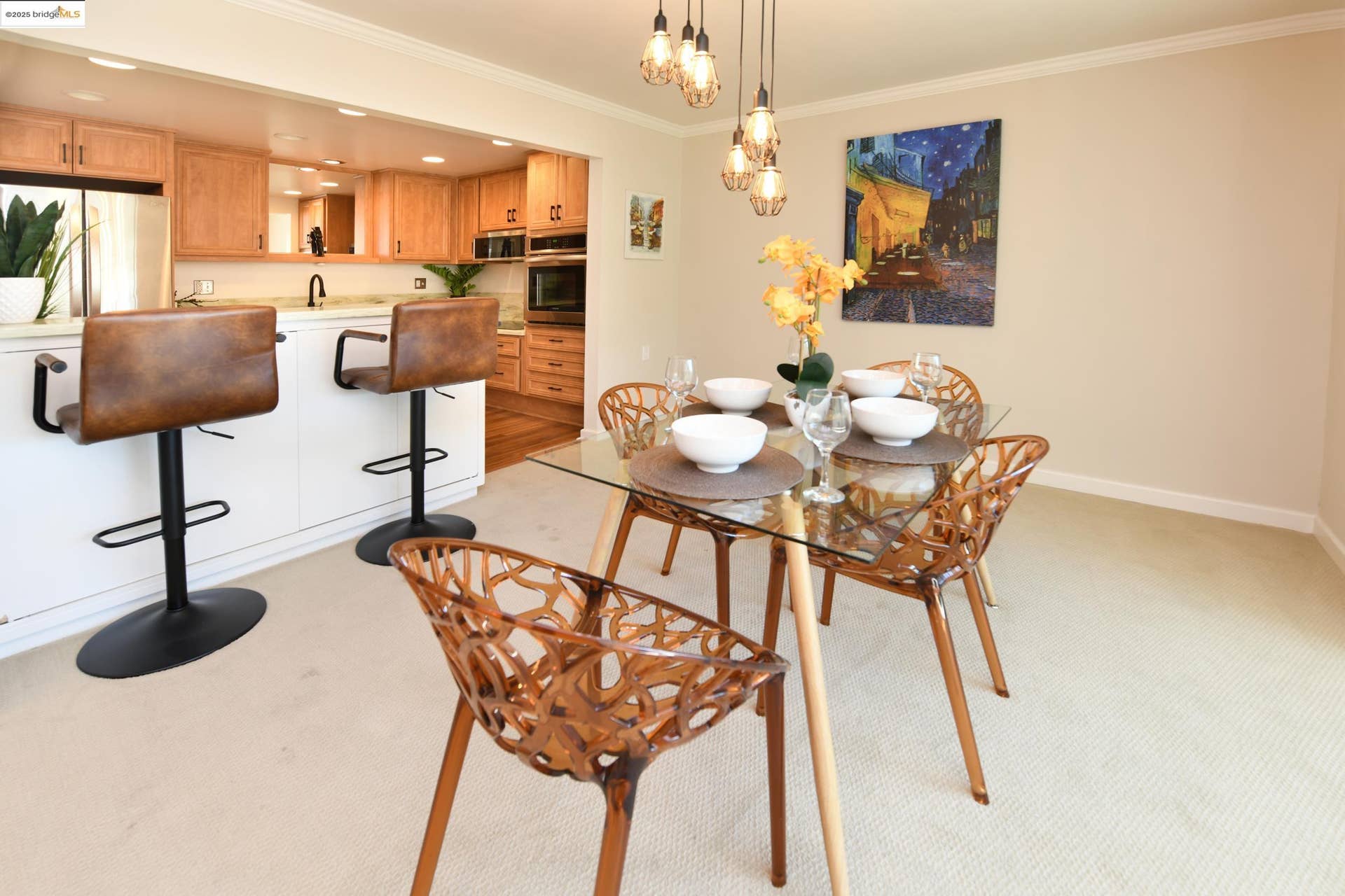 1910 Skycrest Dr, #5, Walnut Creek, CA 94595