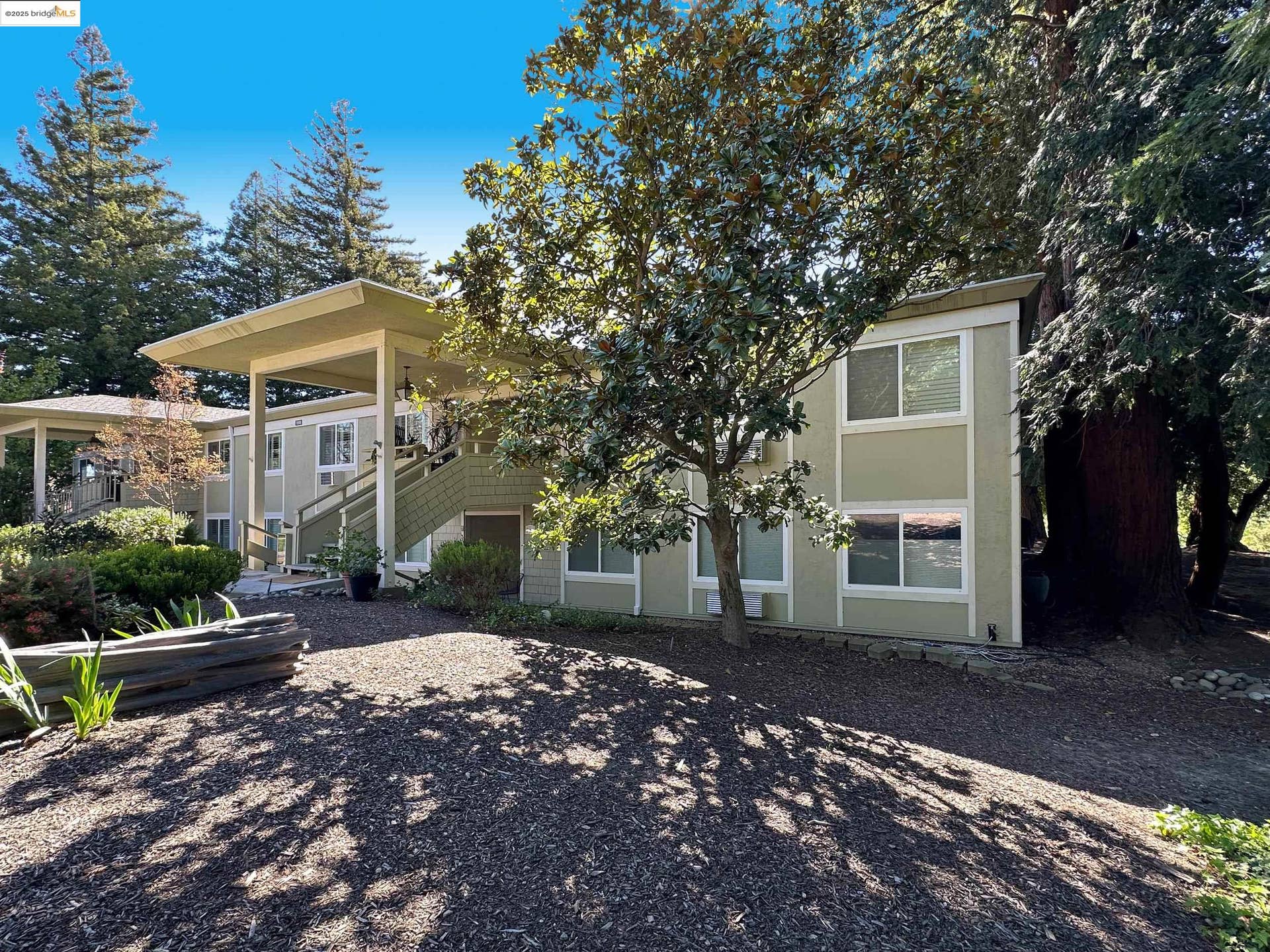 1910 Skycrest Dr, #5, Walnut Creek, CA 94595