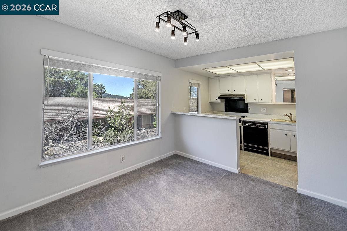 1312 Skycrest Dr, #1, Walnut Creek, CA 94595