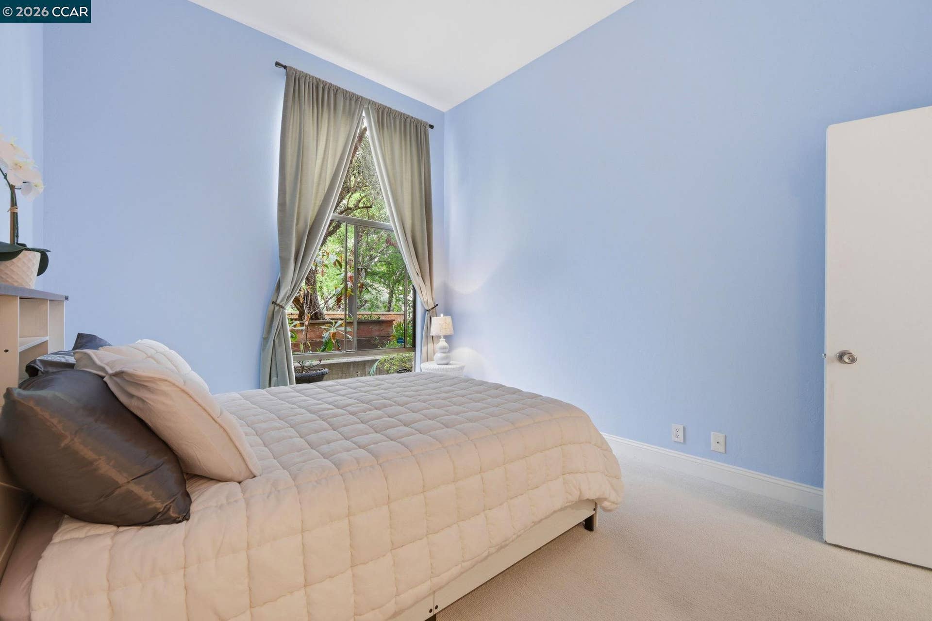 460 N Civic Dr, #302, Walnut Creek, CA 94596