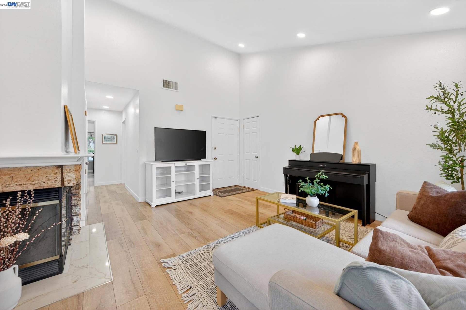 610 Canyon Woods Ct, #D, San Ramon, CA 94582