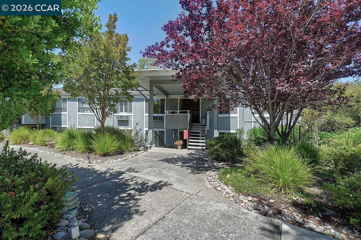 3136 Tice Creek Dr, #5, Walnut Creek, CA 94595