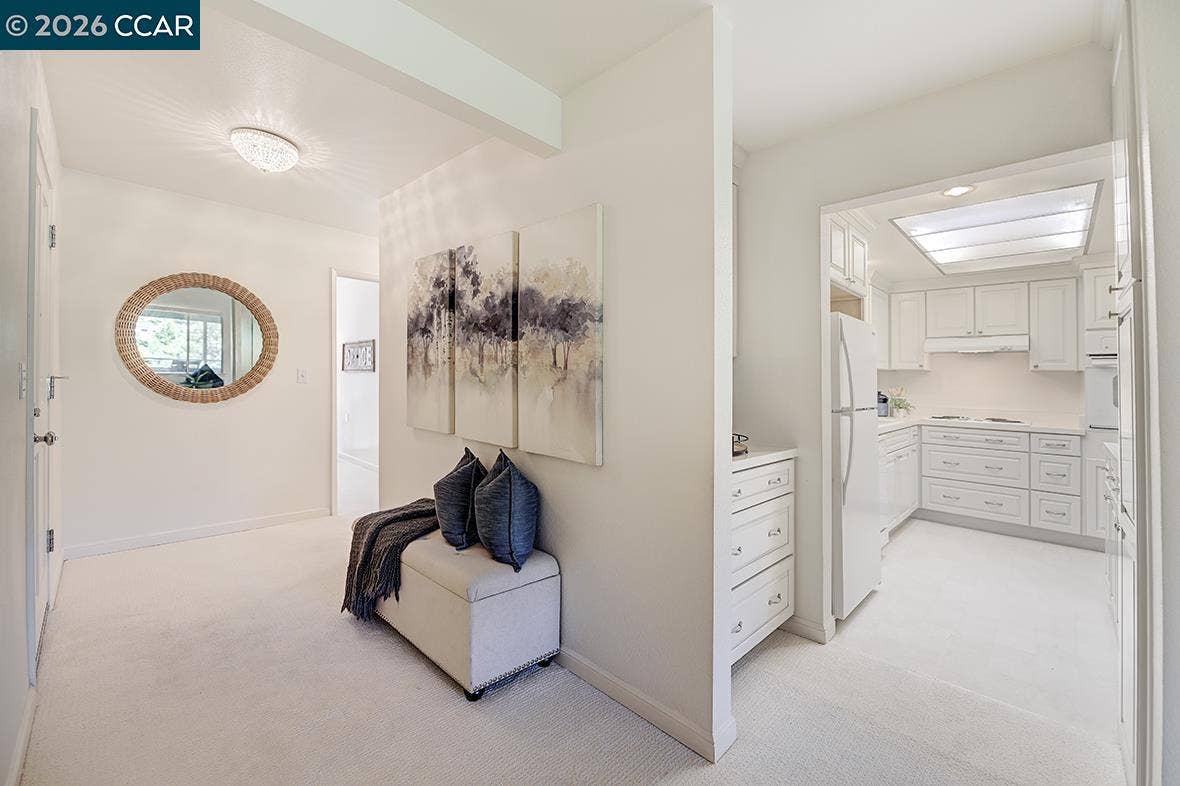 3136 Tice Creek Dr, #5, Walnut Creek, CA 94595