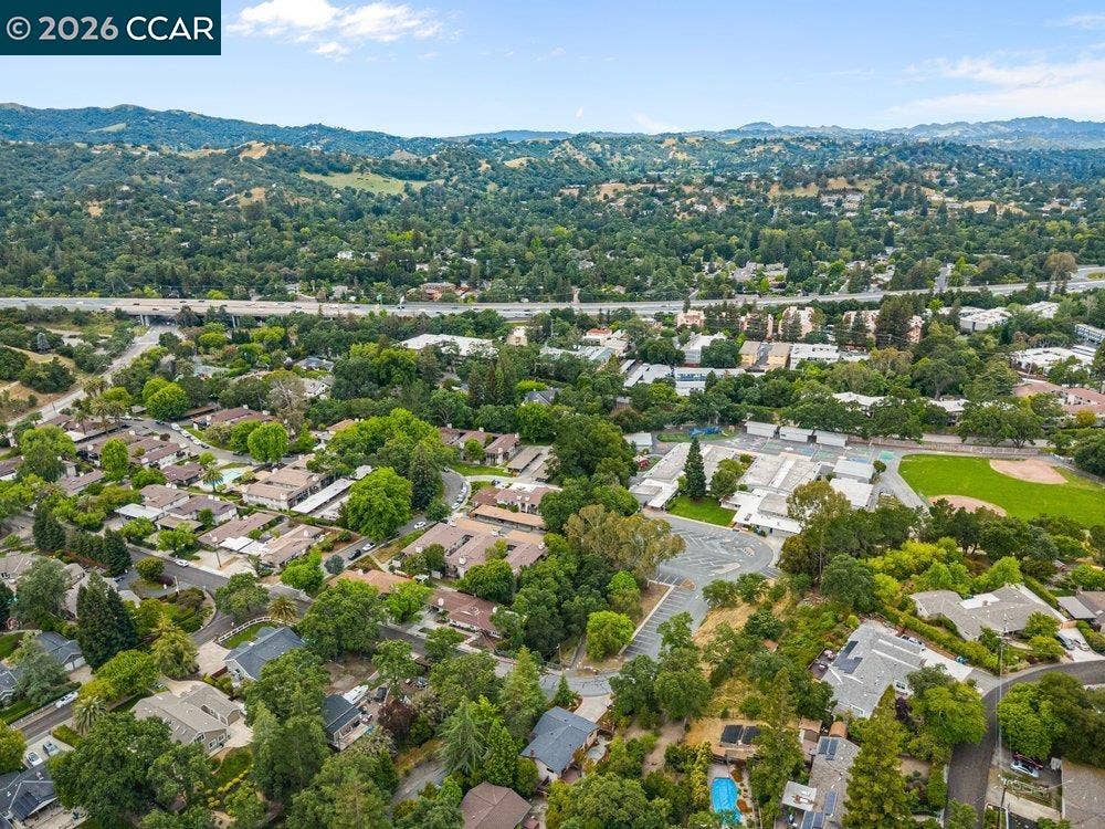 1 Kayser Ct, Walnut Creek, CA 94596