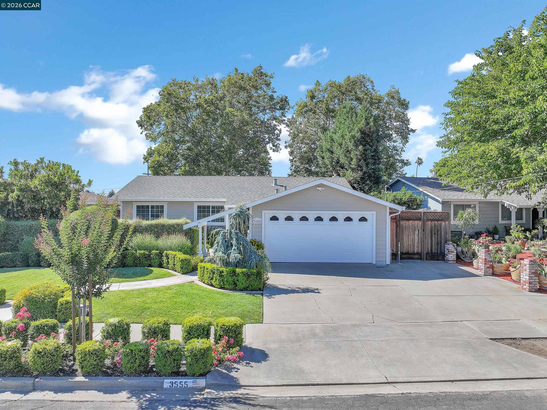 3555 Thunderbird Dr, Concord, CA 94520