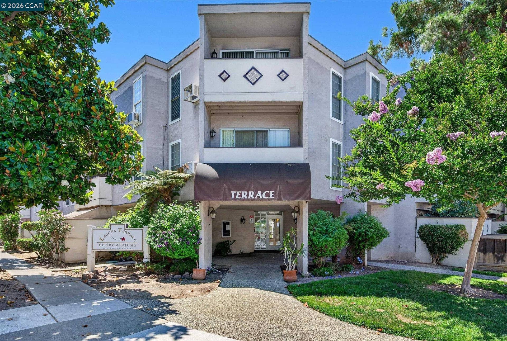 1699 Laguna, #214, Concord, CA 94520
