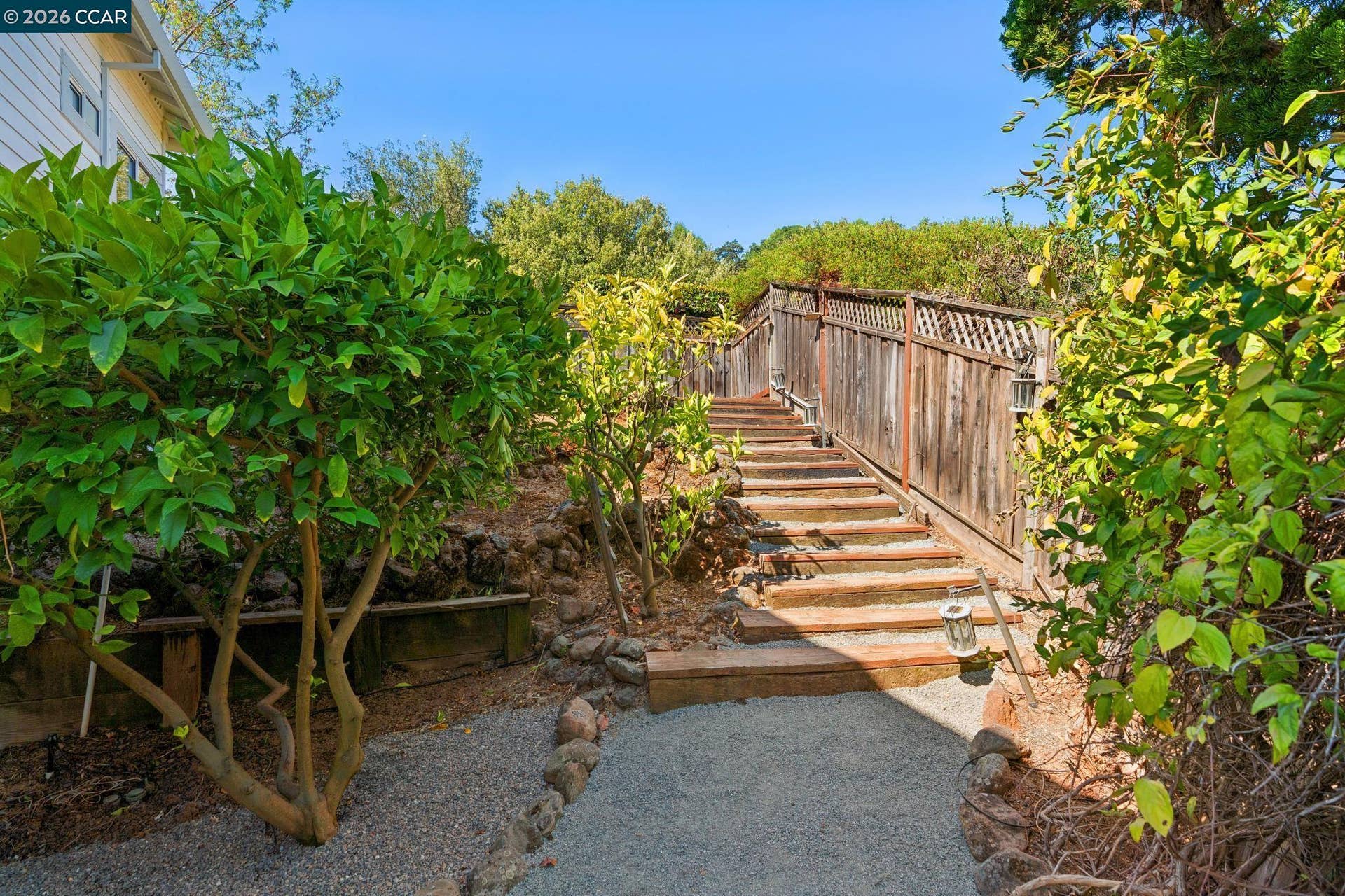 905 Dana Highlands Ct, Lafayette, CA 94549