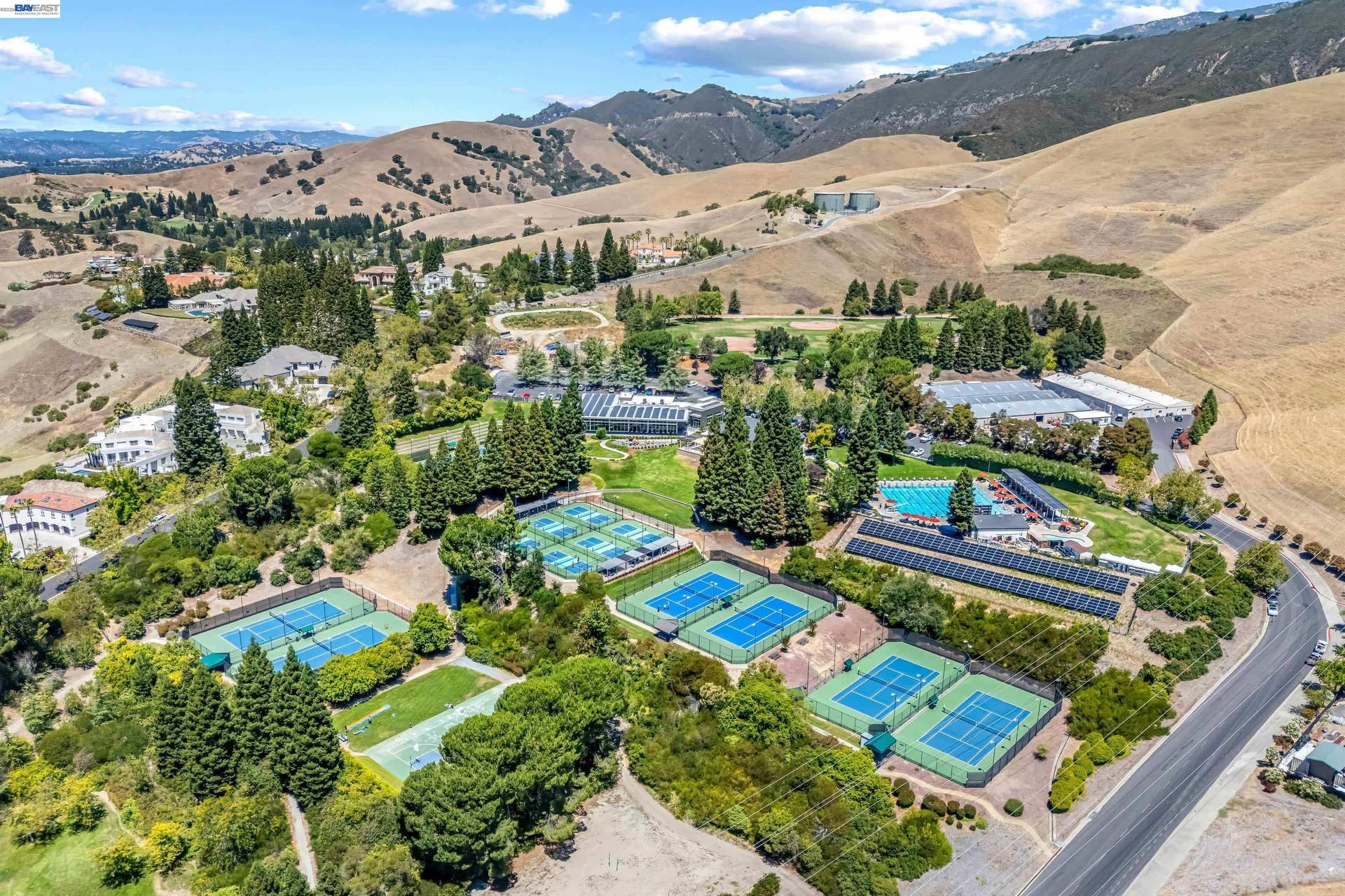 328 S Eagle Nest Ln, Danville, CA 94506