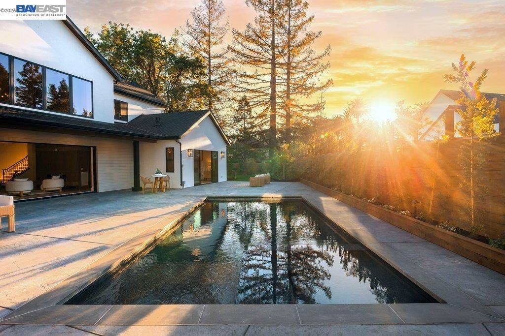 1963 La Cadena, Diablo, CA 94528