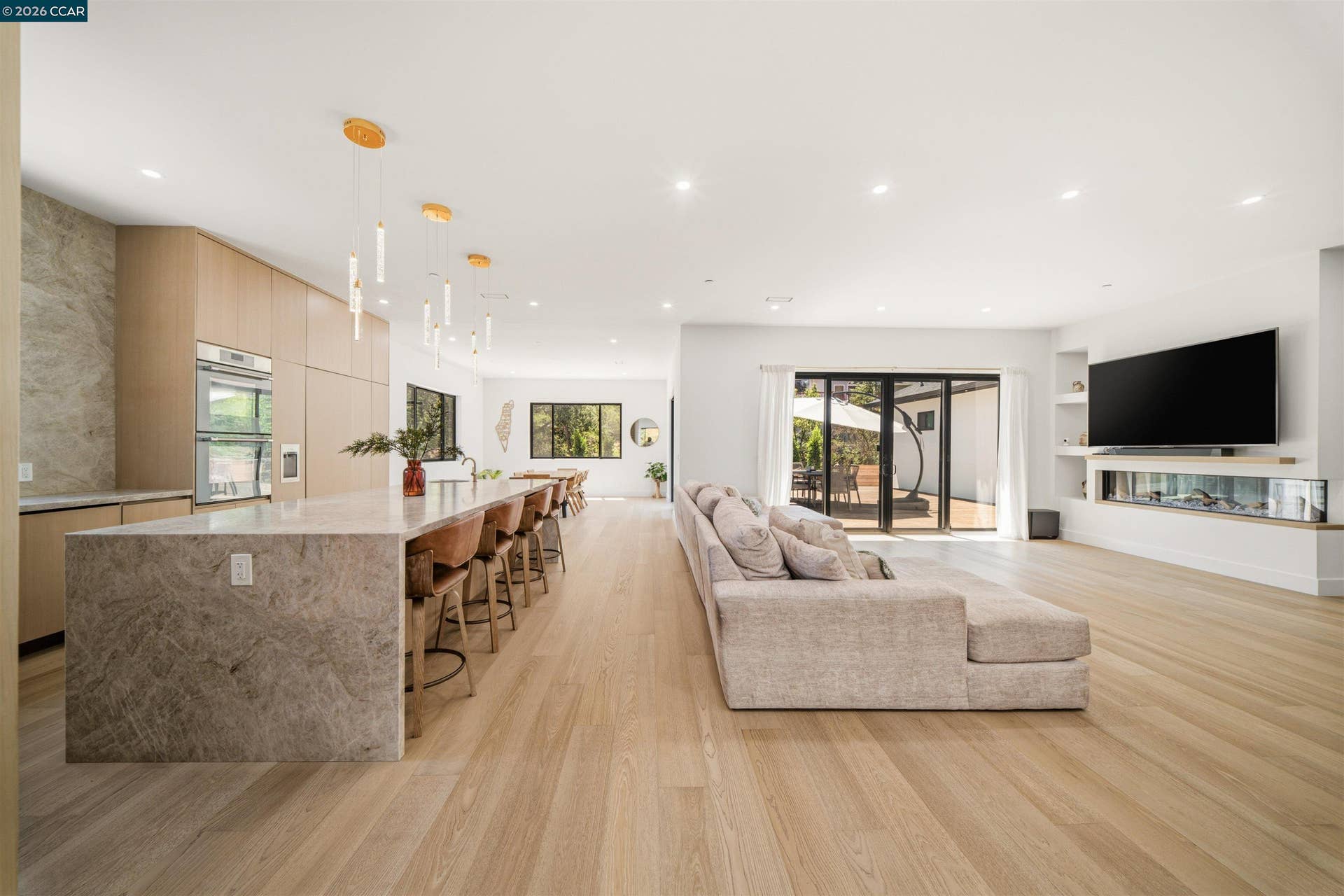 1080 Scots Ln, Walnut Creek, CA 94596