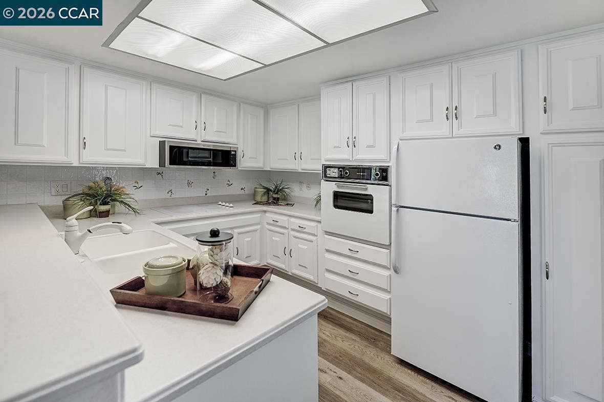2724 Tice Creek Dr, #2, Walnut Creek, CA 94595