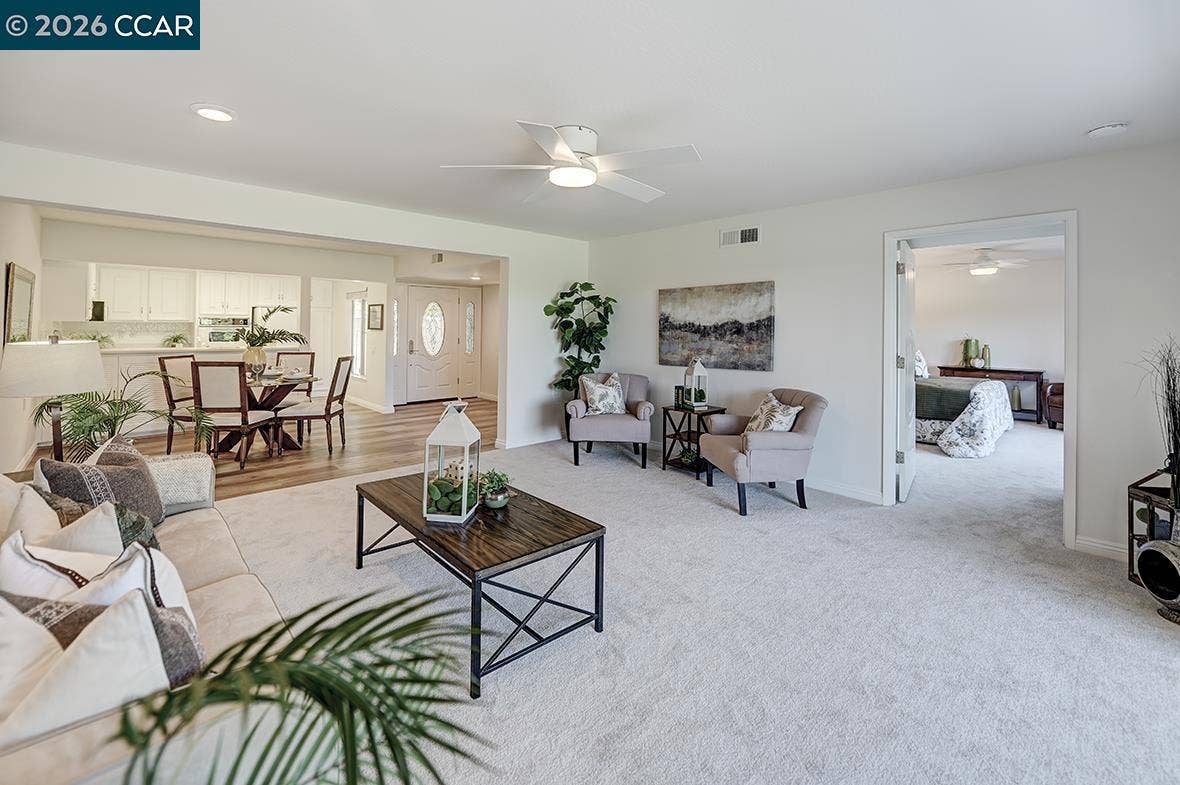 2724 Tice Creek Dr, #2, Walnut Creek, CA 94595