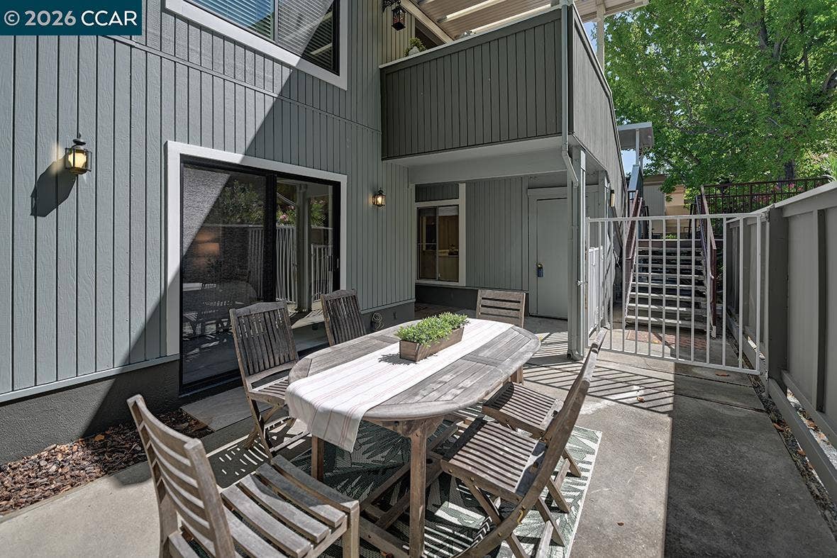 2724 Tice Creek Dr, #2, Walnut Creek, CA 94595