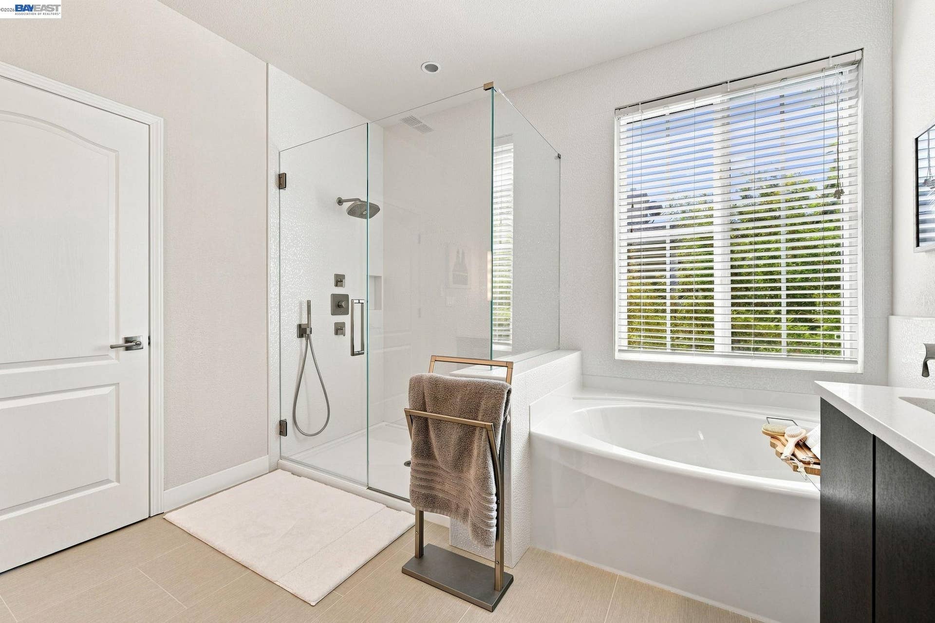 3910 Hidden Grove Ln, Concord, CA 94519