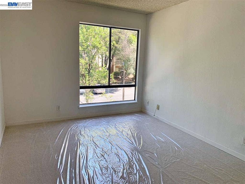 430 N Civic Dr, #208, Walnut Creek, CA 94596