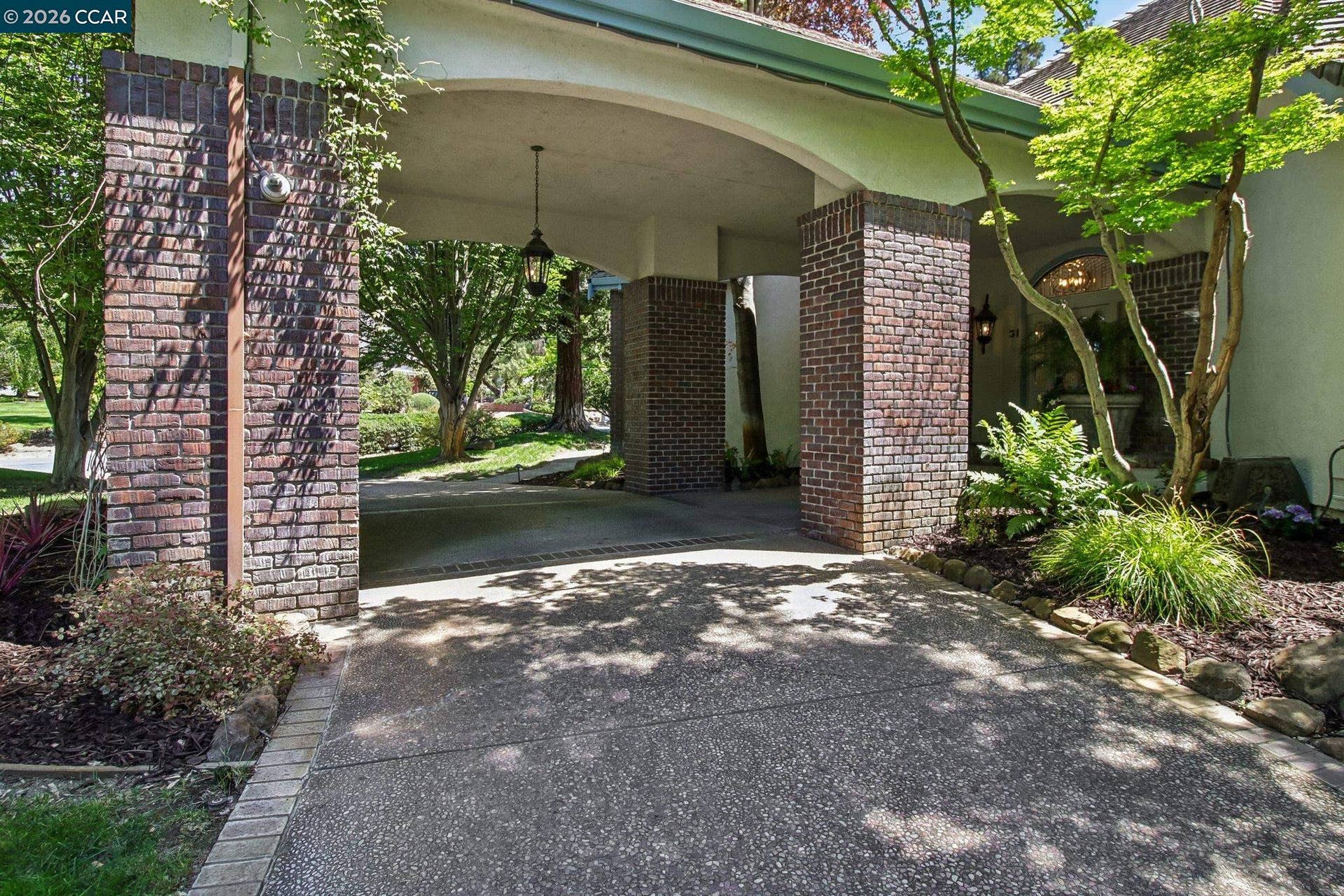 31 Tierra Verde Ct, Walnut Creek, CA 94598