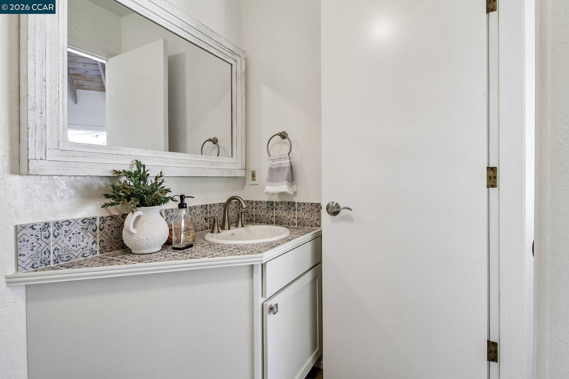31 Tierra Verde Ct, Walnut Creek, CA 94598
