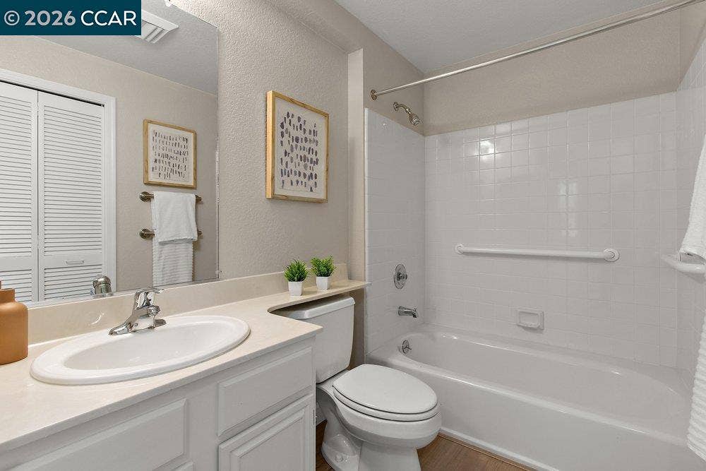 1860 Tice Creek Dr, #1206, Walnut Creek, CA 94595