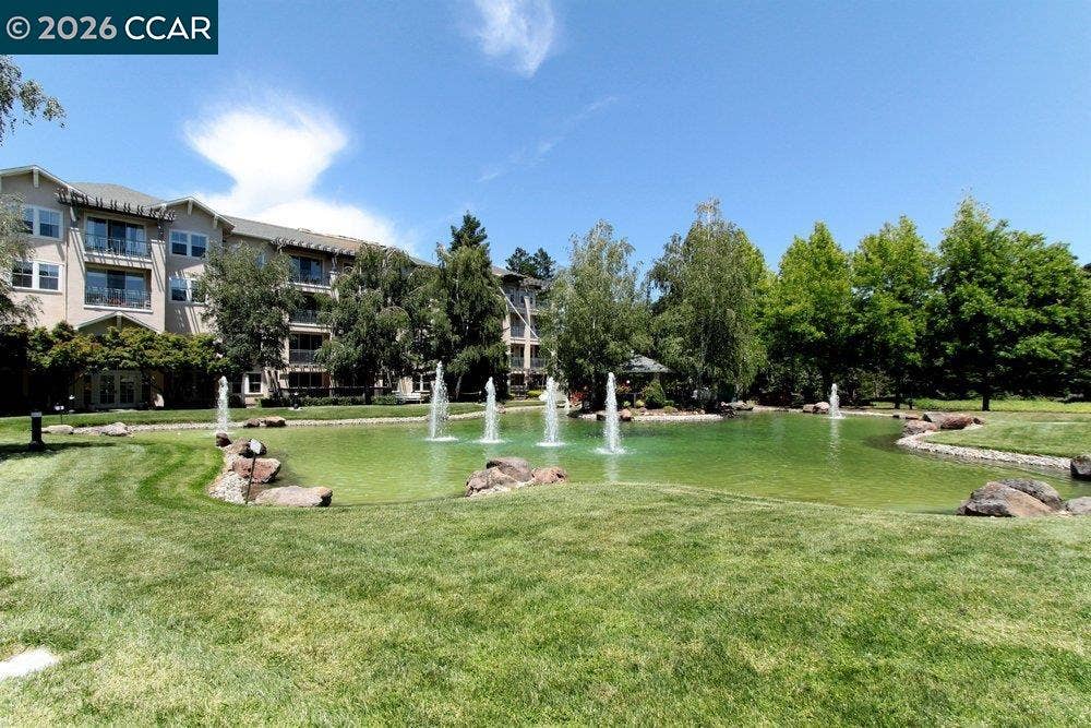 1860 Tice Creek Dr, #1206, Walnut Creek, CA 94595