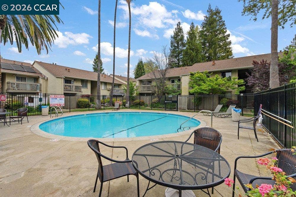 1241 Homestead Ave, #206, Walnut Creek, CA 94598
