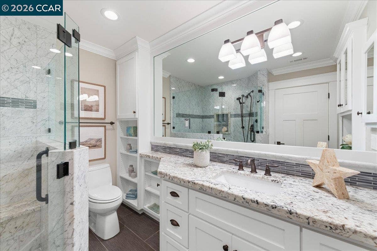 2501 Pine Knoll Dr, #8, Walnut Creek, CA 94595