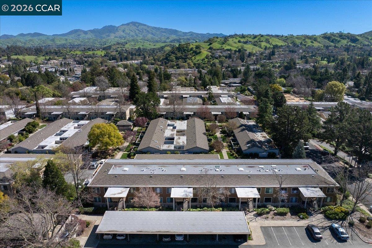 2501 Pine Knoll Dr, #8, Walnut Creek, CA 94595