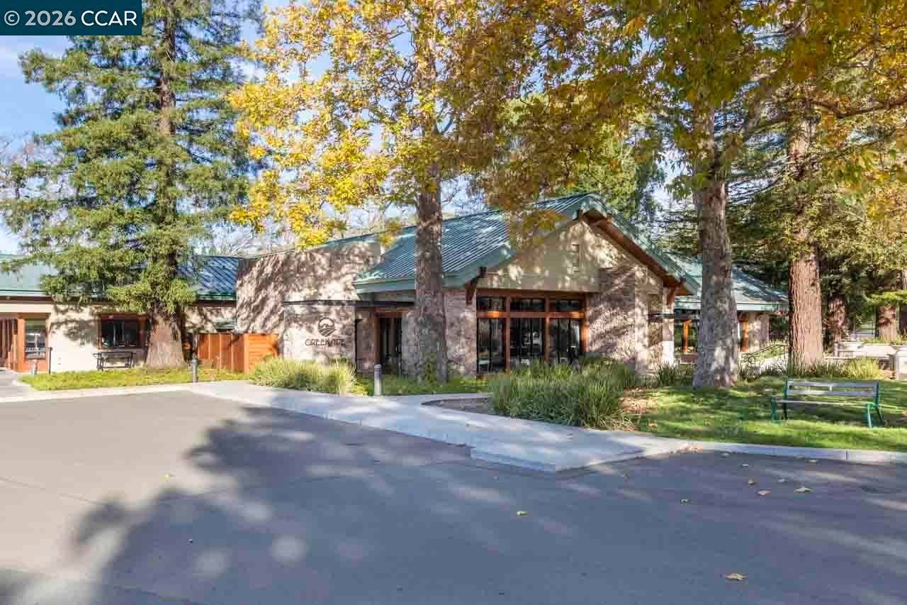 2501 Pine Knoll Dr, #8, Walnut Creek, CA 94595