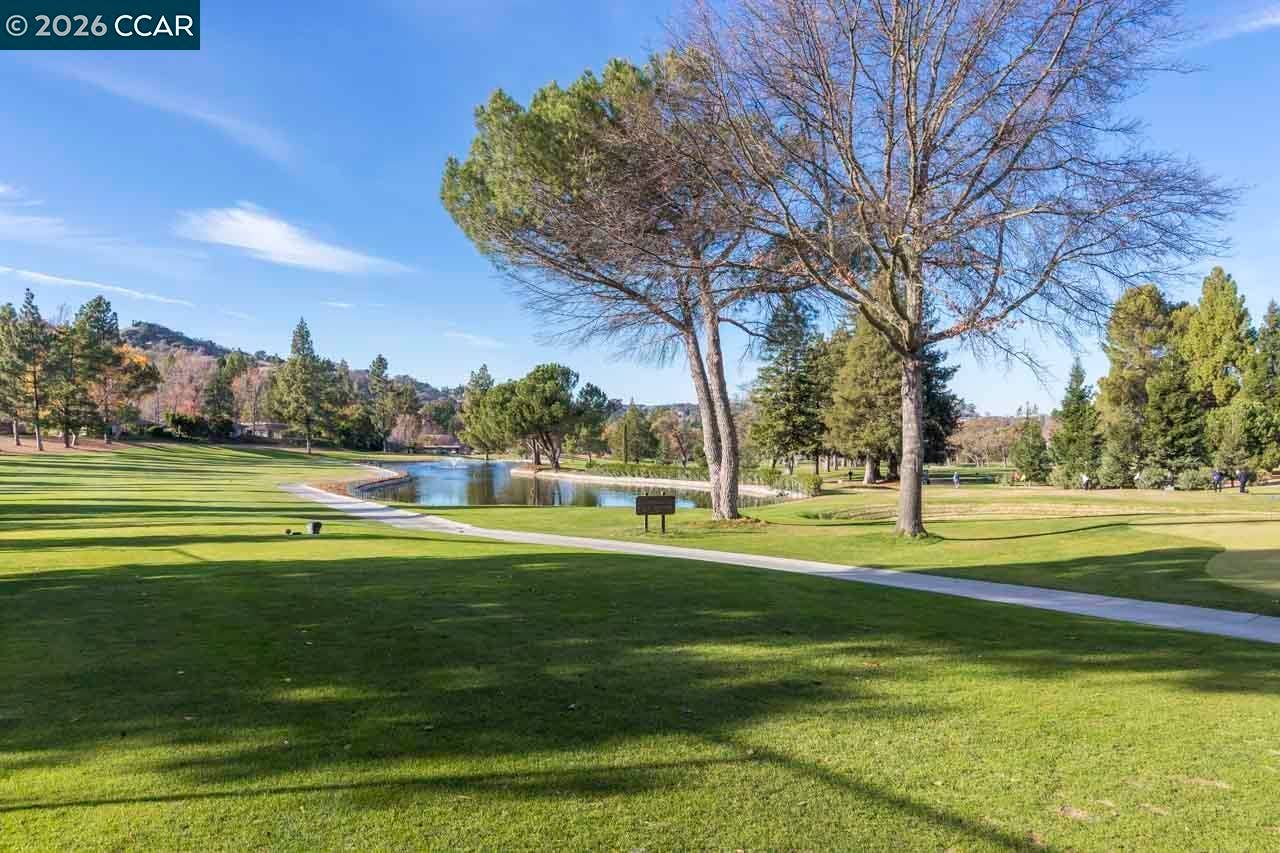 2501 Pine Knoll Dr, #8, Walnut Creek, CA 94595