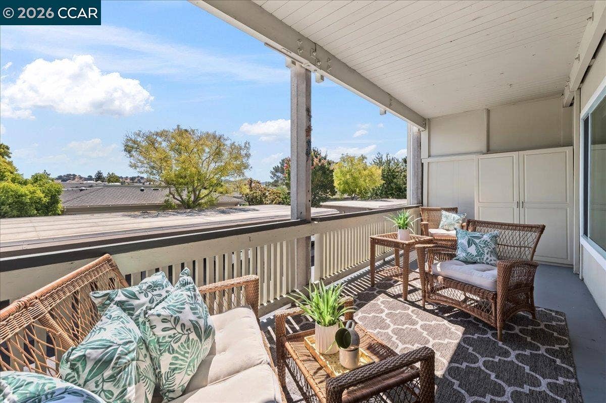 2301 Pine Knoll Dr, #6, Walnut Creek, CA 94595